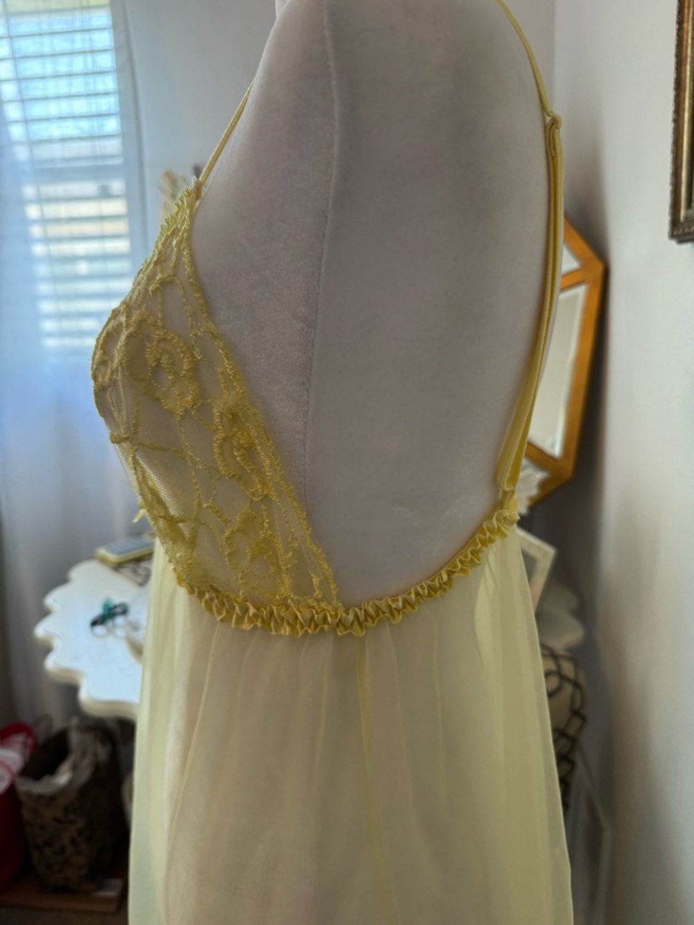 Fredrick’s of Hollywood Yellow Lace Sheer Babydoll Chemise - Women's Intimates - Picture 5 of 9
